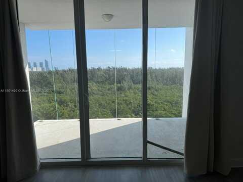 15051 Royal Oaks Ln, North Miami, FL 33181