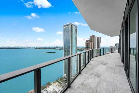 460 NE 28th St, Miami, FL 33137