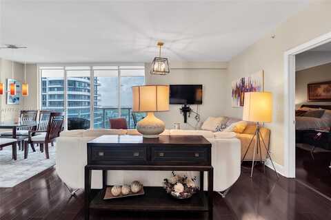 1250 S Miami Ave, Miami, FL 33130