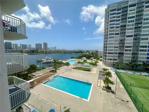 18071 Biscayne Blvd, Aventura, FL 33160