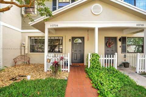 10708 NW 10th St, Pembroke Pines, FL 33026