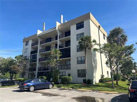 6190 Woodlands Blvd, Tamarac, FL 33319
