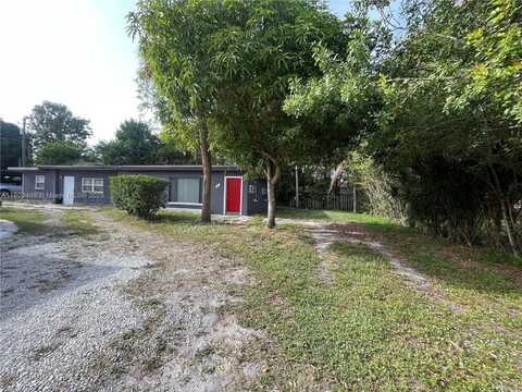 1017 Chipola Rd, Fort Pierce, FL 34950