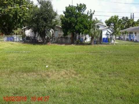 Pompano Park Pl, Pompano Beach, FL 33060