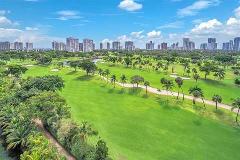 20335 W Country Club Dr, Aventura, FL 33180