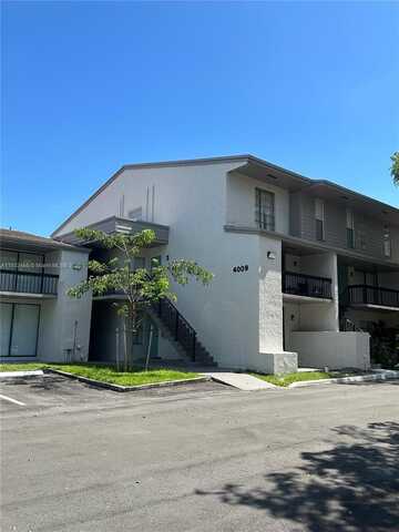 4009 N University Dr, Sunrise, FL 33351