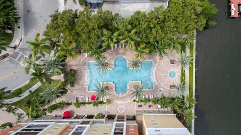 17100 N Bay Rd, Sunny Isles Beach, FL 33160