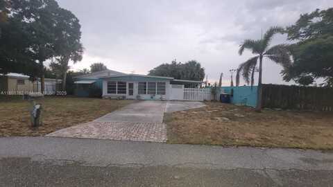 1624 NE Orion St, Jensen Beach, FL 34957