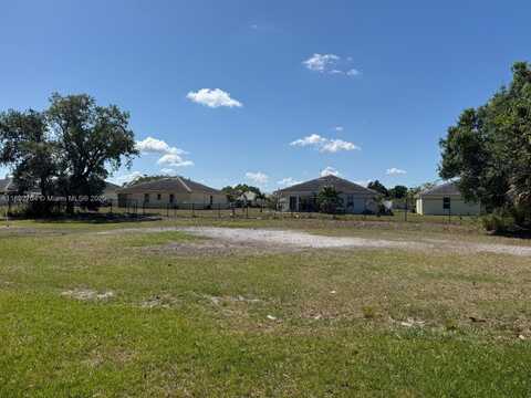 936 ZANA DR, Fort Myers, FL 33905