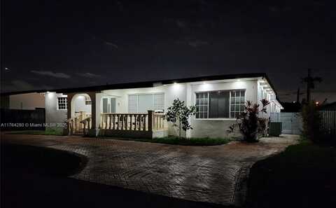 8240 SW 38th St, Miami, FL 33155