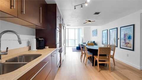 485 Brickell Ave, Miami, FL 33131