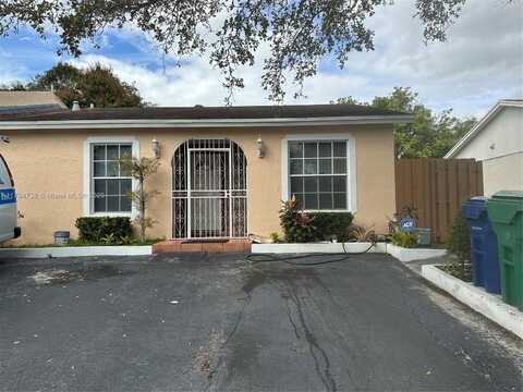 2733 NW 204th Ln, Miami Gardens, FL 33056