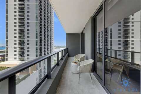 601 NE 1st AVE, Miami, FL 33132