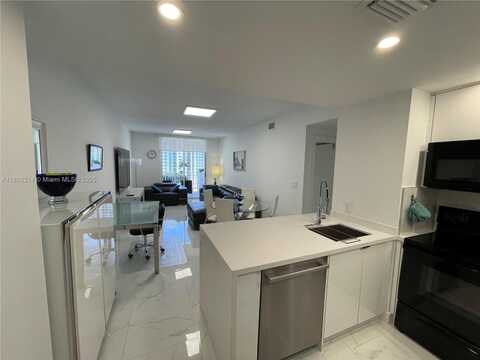 185 SE 14th Ter, Miami, FL 33131