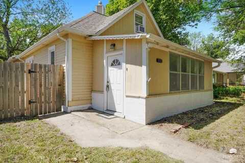 1111 Colorado Street, Manhattan, KS 66502