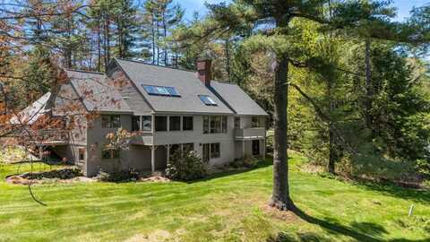18 The Seasons, New London, NH 03257
