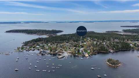 16 Columbia Avenue, Tremont, ME 04612