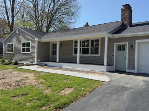18 Almonte Avenue, Yarmouth, ME 04096