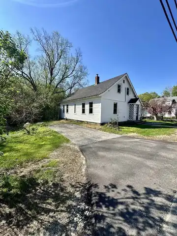 10 A Waukewan Street, Meredith, NH 03246