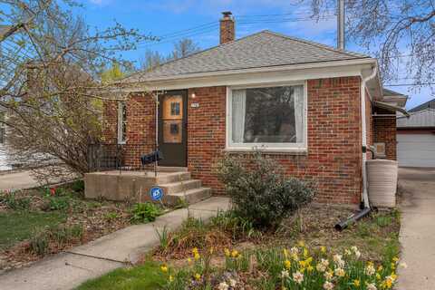 2747 N 63rd St, Milwaukee, WI 53210