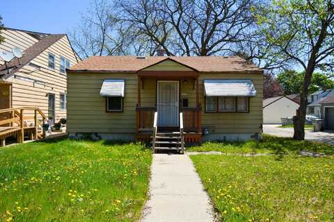 5220 N 29th St, Milwaukee, WI 53209