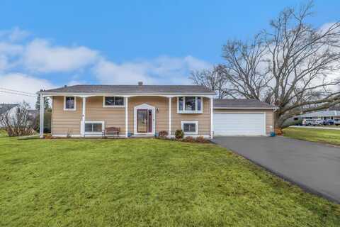 528 High St, Walworth, WI 53184