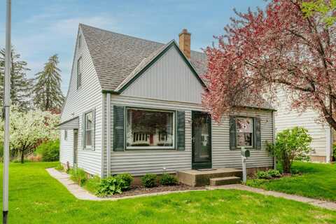 3751 N 99th St, Milwaukee, WI 53222