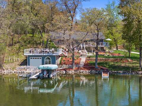 W332n6131 County Road C -, Nashotah, WI 53058