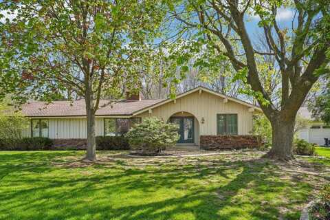N26w22252 Ridgewood Ln, Waukesha, WI 53186