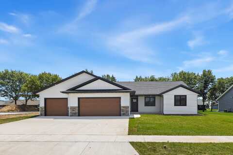 1916 Golden Gate Way, Holmen, WI 54636