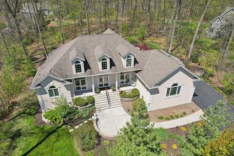 585 Meadow Ln, Elm Grove, WI 53122