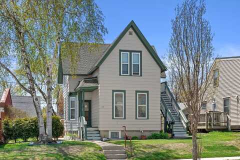 1133 E Howard Ave, Milwaukee, WI 53207