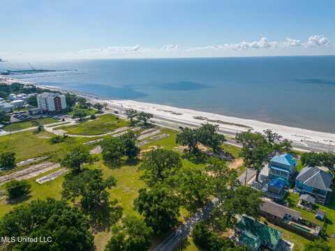 109 Shelter Rock Drive, Long Beach, MS 39560