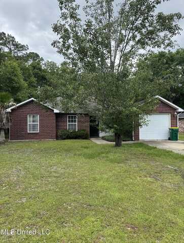 1024 Sycamore Street, Ocean Springs, MS 39564