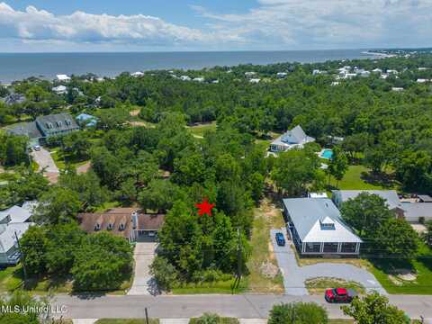 212 Bay Oaks Drive, Bay Saint Louis, MS 39520