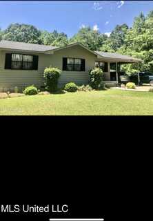4729 Hwy. 43, Camden, MS 39045
