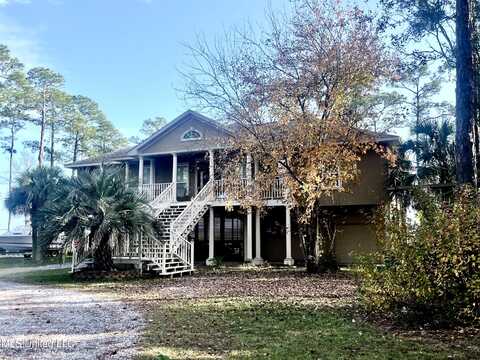 6301 Mary Mahoney Drive, Ocean Springs, MS 39564