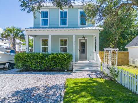 304 Ballentine Street, Bay Saint Louis, MS 39520