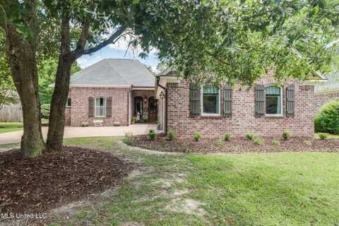 7046 Rolling Green Drive, Pass Christian, MS 39571