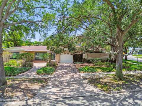 750 ALDA WAY NE, Saint Petersburg, FL 33704
