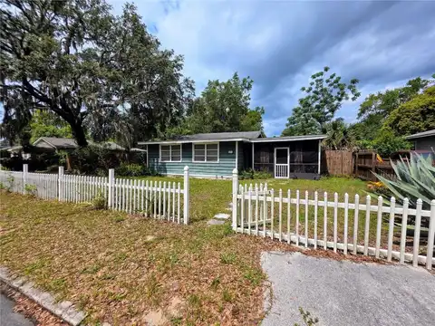 245 S RHODES STREET, MOUNT DORA, FL 32757
