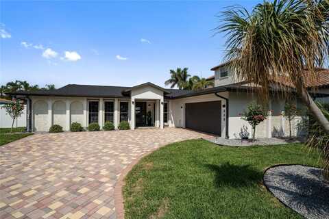 668 HARBOR ISLAND, CLEARWATER BEACH, FL 33767