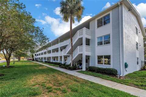 7801 11TH STREET N, Saint Petersburg, FL 33702