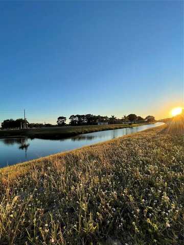 470 & 472 BOUNDARY BOULEVARD, ROTONDA WEST, FL 33947