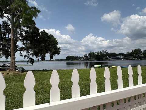 2557 CEDAR CYPRESS COURT, TAMPA, FL 33618