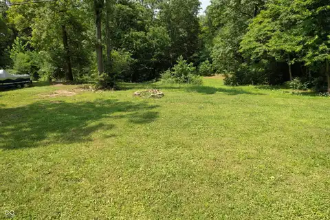 86 W Bunkerhill Road, Mooresville, IN 46158