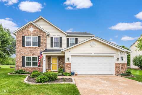 5617 Gainesway Drive, Greenwood, IN 46142