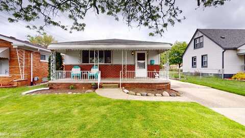 7509 Henry, Center Line, MI 48015