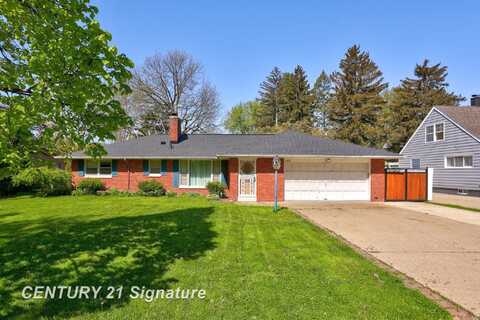 1415 Coolidge, Saginaw, MI 48638