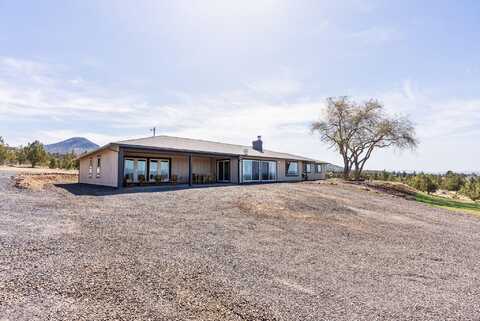 13774 S Sego Lily Road, Powell Butte, OR 97753